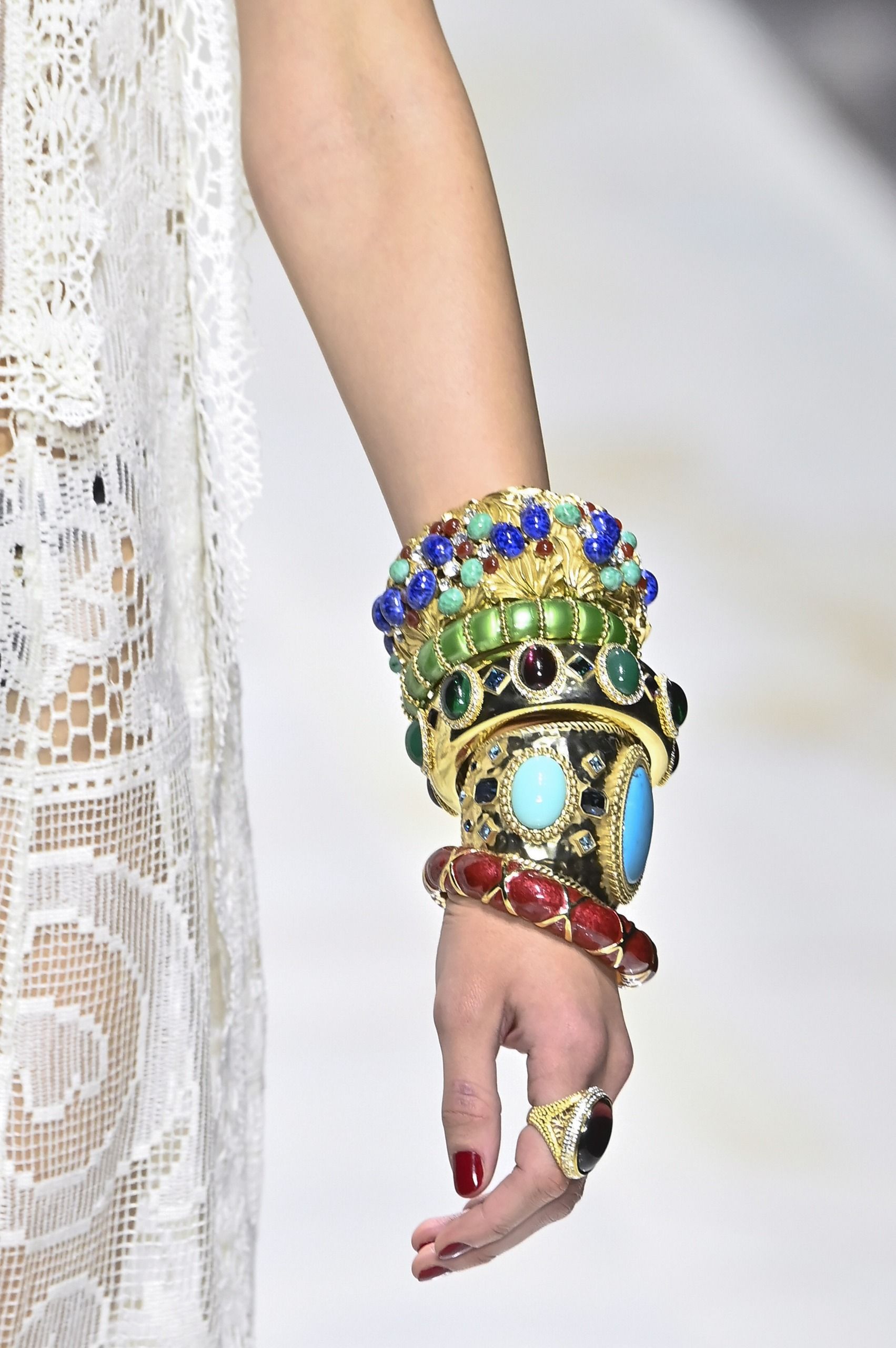 dolce & gabbana runway