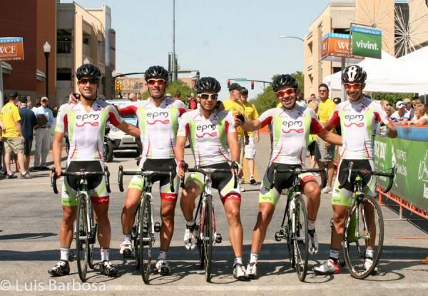 The team from EPM-UNE at the Tour of Utah