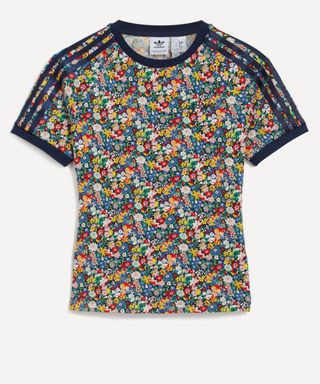 wao2oWVAkmXcC34pREd9Xg-320-80 17 قطعة رائعة من Adidas X Liberty London Collab