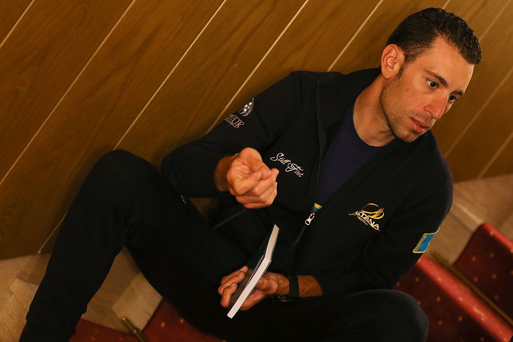 Vincenzo Nibali (Astana) meets with the press on the rest day