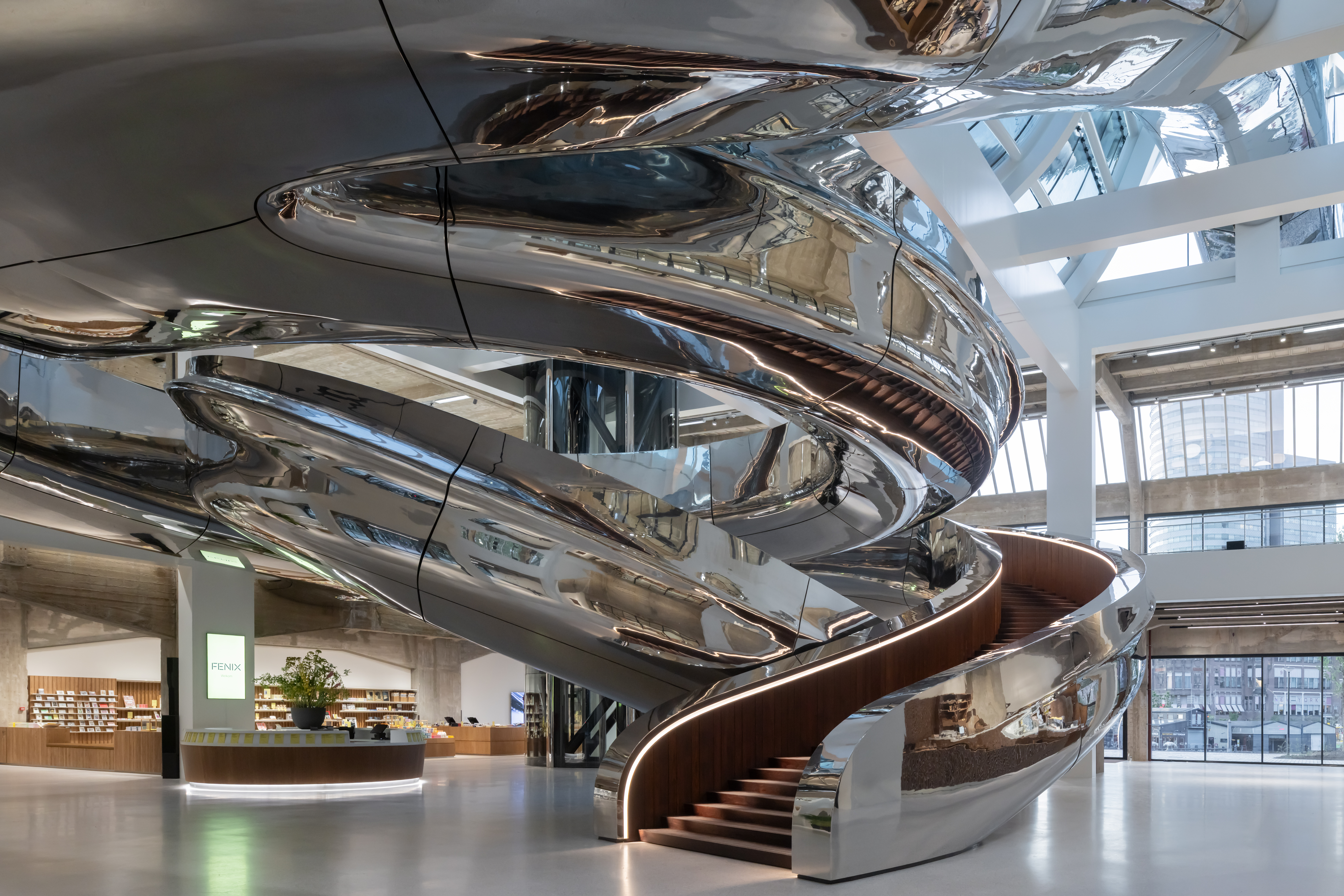 Fenix museum's sweeping curves