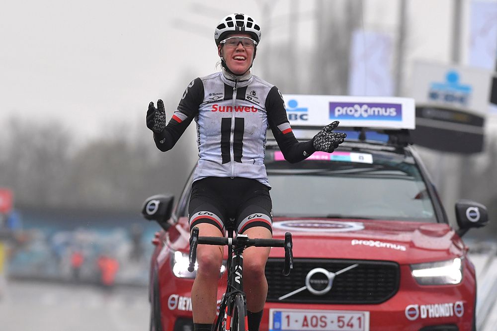 Ellen van Dijk (Sunweb) wins Dwars door Vlaanderen