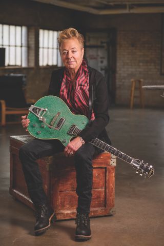 Brian holds the Blue Sparkle Duo Jet, which has faded to a green hue. It has a ’57 body and ’58 neck and is the only Blue Sparkle Duo Jet Gretsch made.