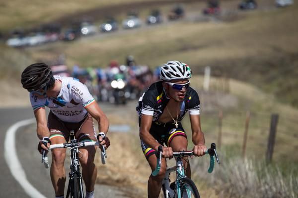 A late race break of Nicolas Roche (AG2R La Mondiale) and Fabio Duarte (Colombia-Coldeportes) is about to get caught.