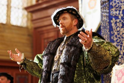 Henry VIII (DAMIAN LEWIS)