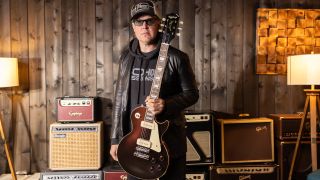 Joe Bonamassa with the Epiphone 1955 Les Paul Standard 