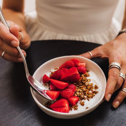 Eating More Fibre but Feeling Bloated? You Could Be Making These Common Mistakes