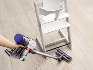 Dyson V7 Allergy Lifestyle