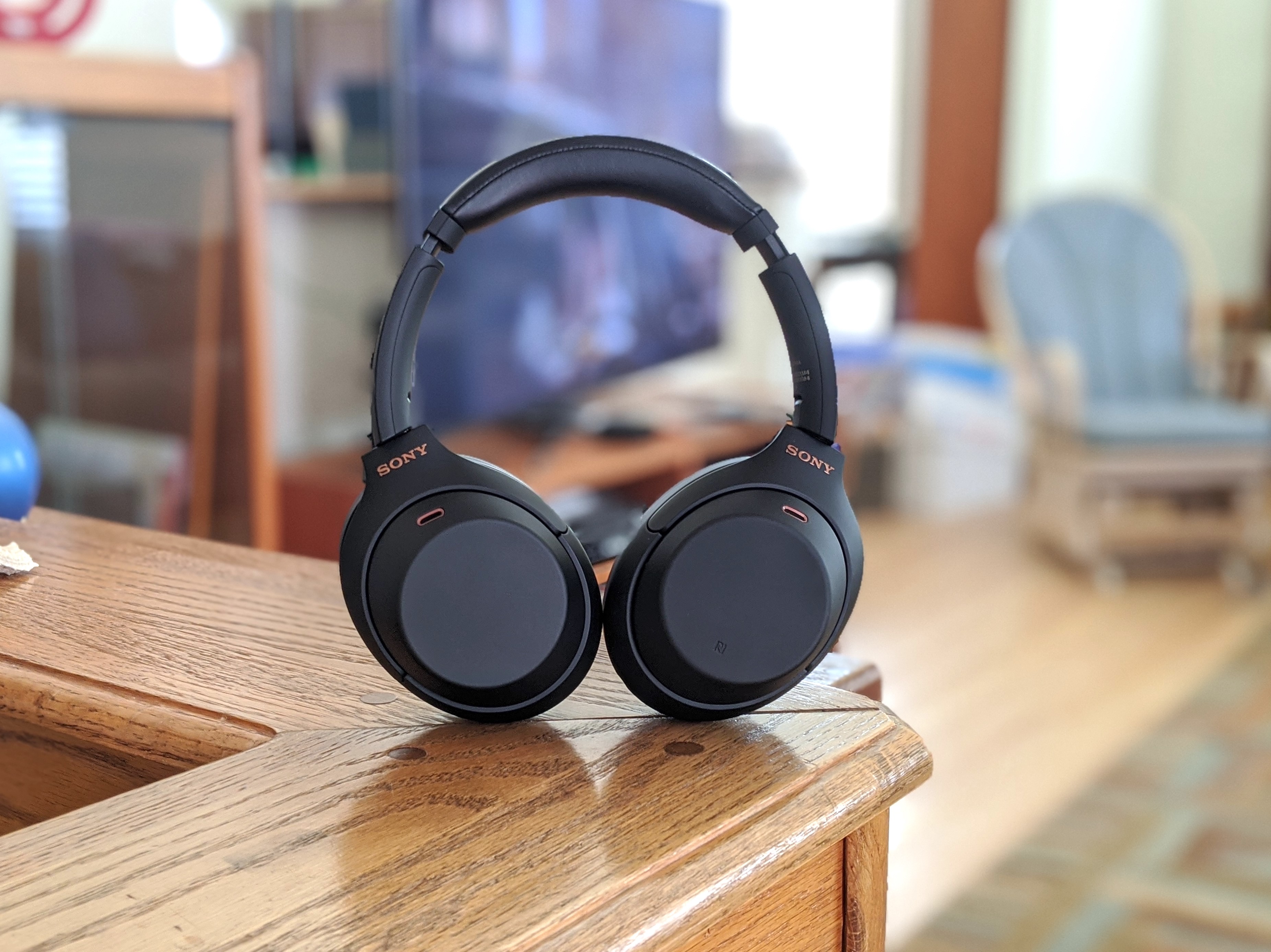 Sony WH-1000XM4 Review: Bringing the heat with comfort, expert ANC and long  battery