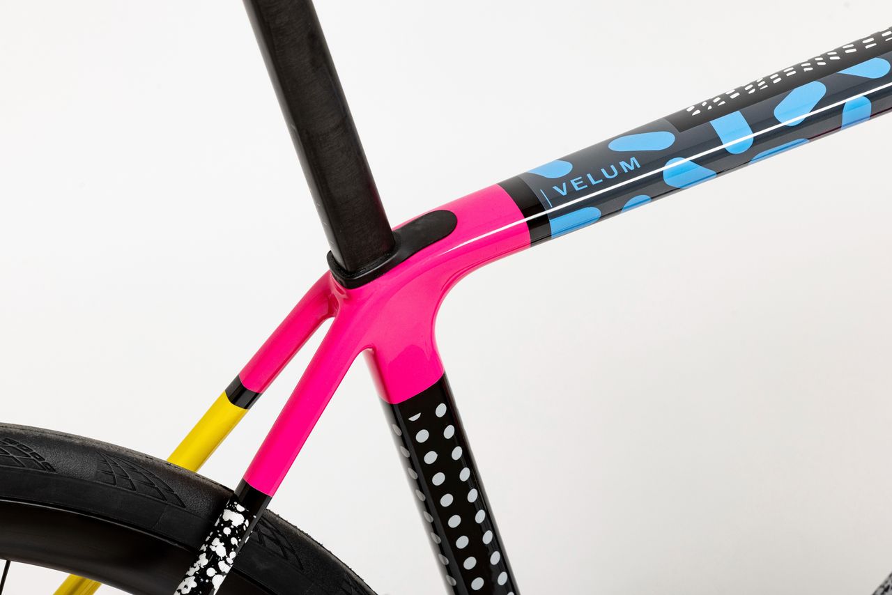 Avona Velum road bike