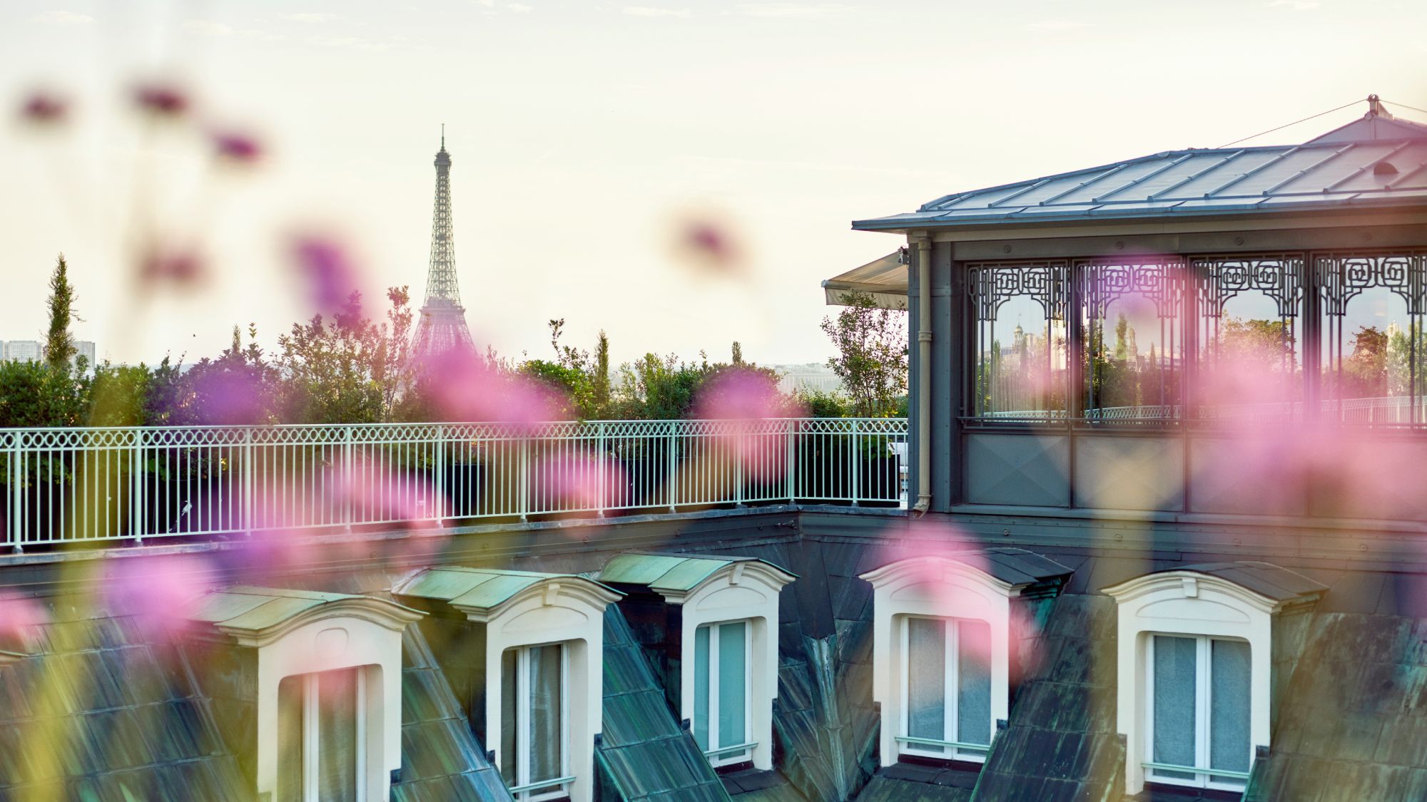 marieclaire.co.uk - Lauren Hughes - Reviewed: The Elegant Le Meurice Transcends Even Parisian Standards Of Luxury, With a Playful Take on Modern Art