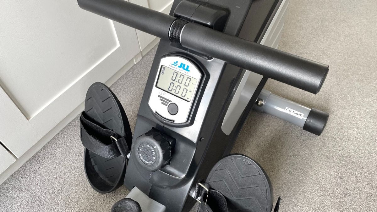 JLL R200 Review 6 Months With This Bargain Rowing Machine Coach