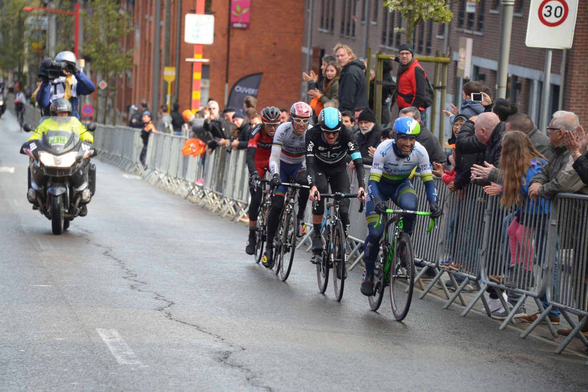 Michael Albasini leading the quarter to the line