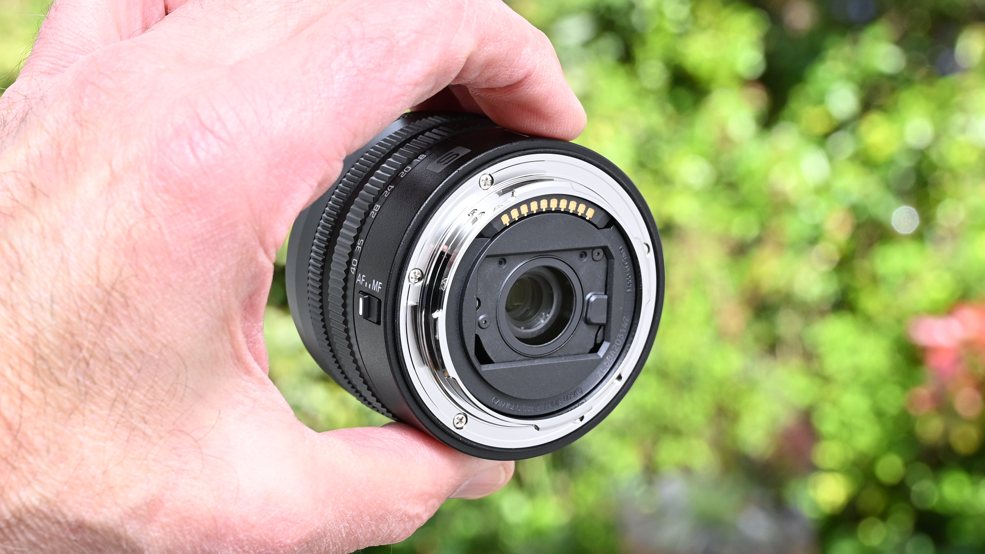 Panasonic Lumix S 18-40mm f/4.5-6.3 product image