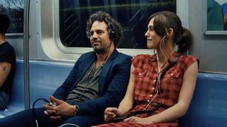 Mark Ruffalo and Keira Knightley in Begin Again