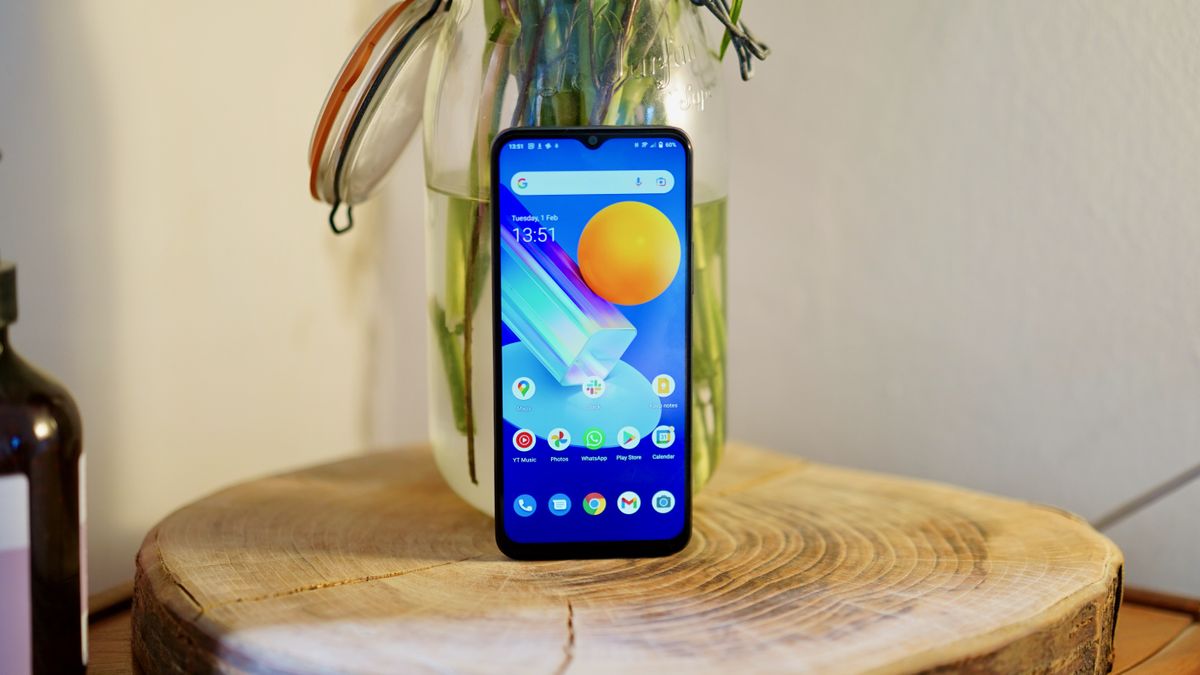 Realme 8i review: An affordable phone with a 120Hz screen and good battery  life