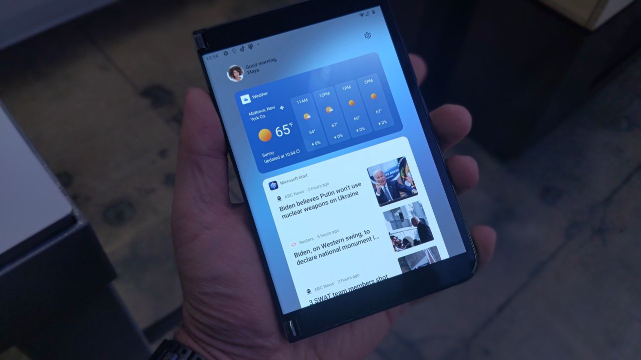 Surface Duo with Android 12L