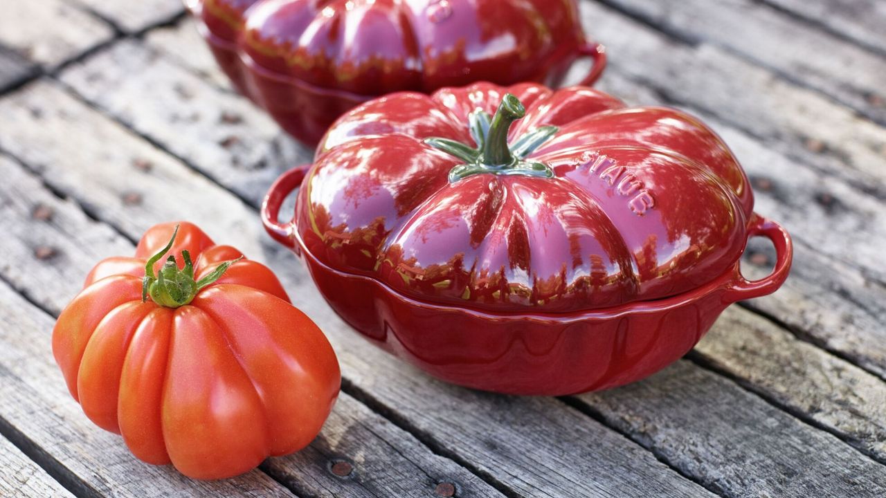 Staub 16 cm tomato Ceramic Cocotte cherry