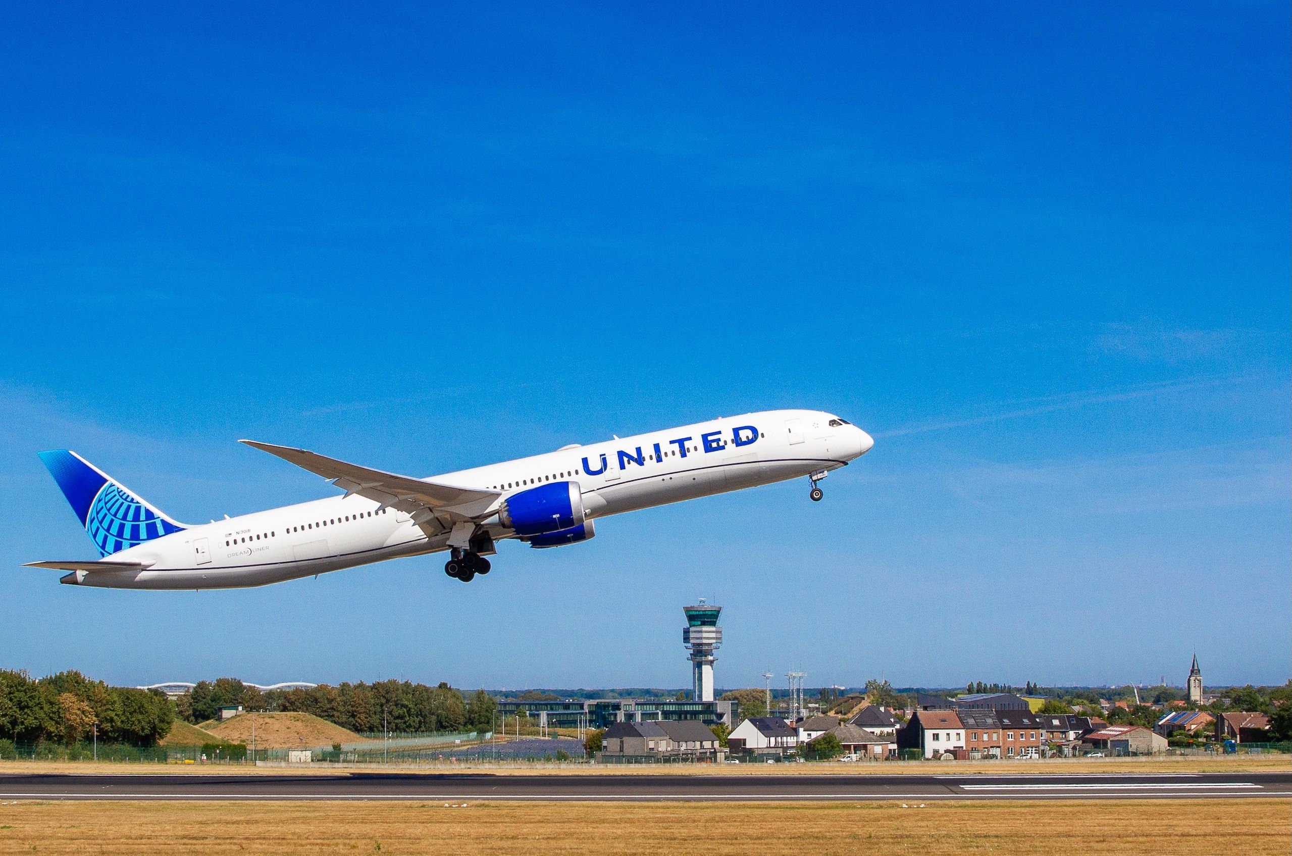 Why United Airlines blended its newest wine at 35,000 feet