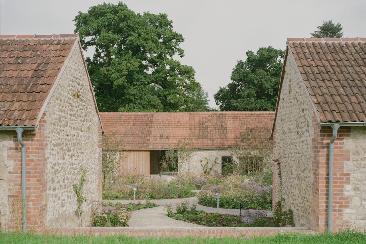 Wraxall Yard exterior showing courtyard 