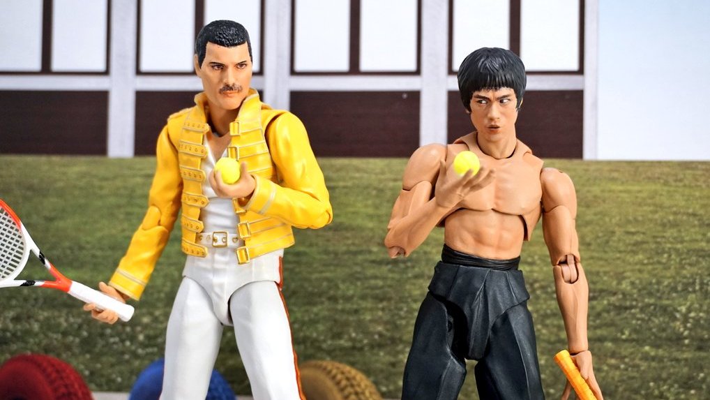 Someone has created an alternative world using Freddie Mercury and Bruce Lee toys