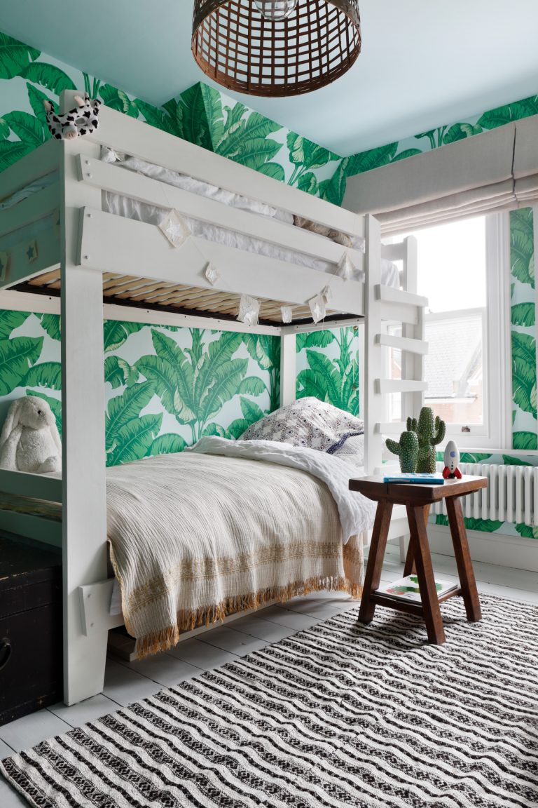 kids room ideas with tropical palm print wallpaper