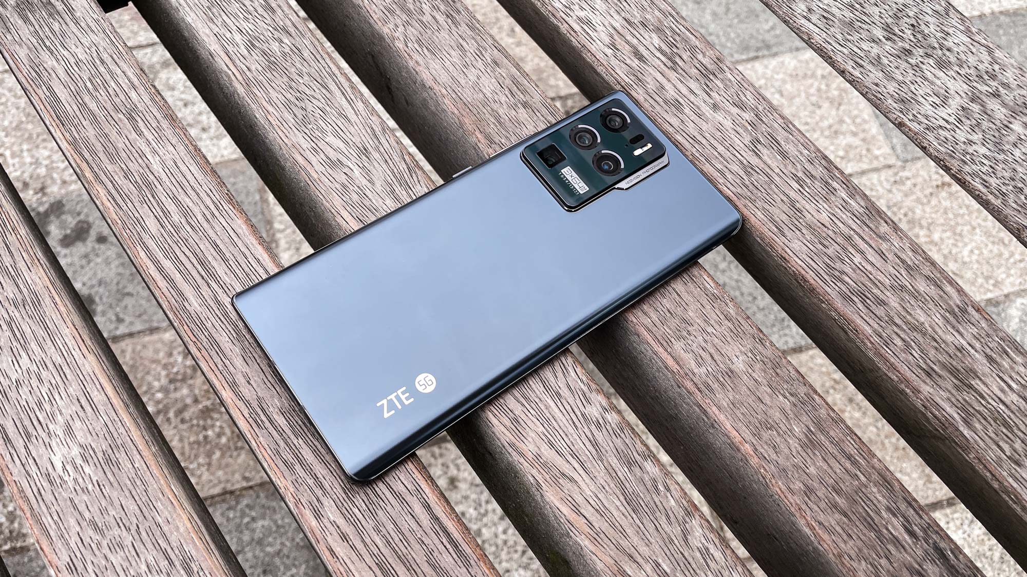 ZTE Axon 30 Ultra