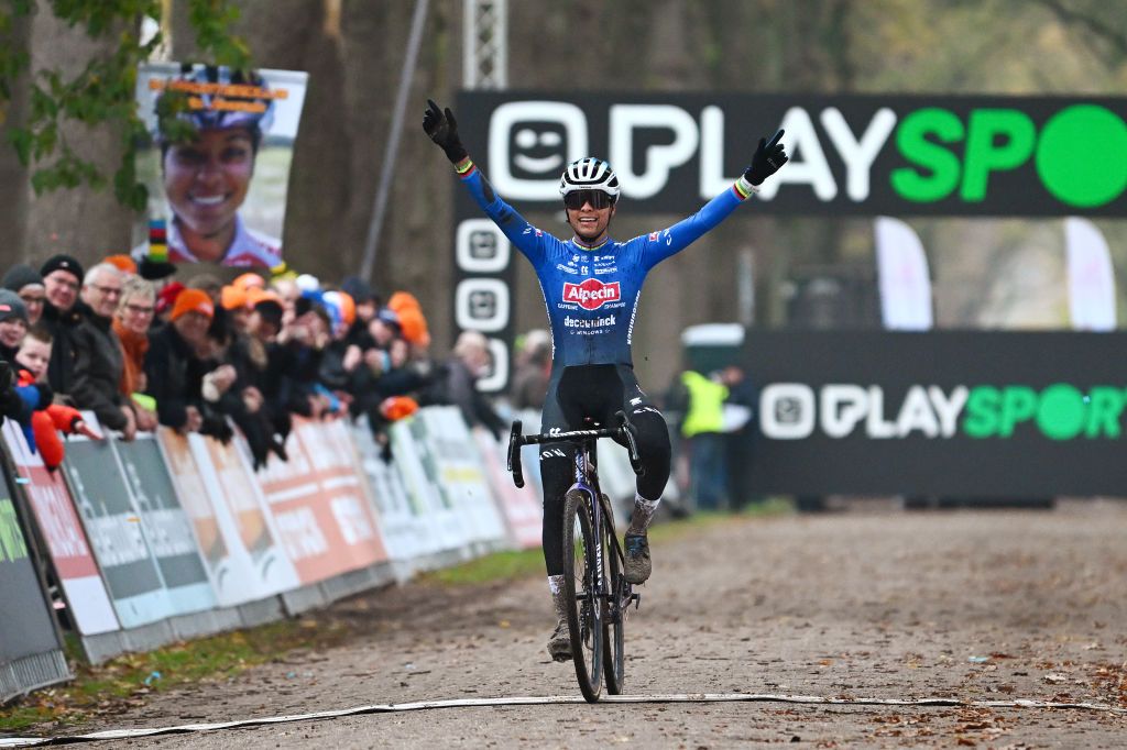 RIJKEVORSEL BELGIUM NOVEMBER 19 Ceylin Del Carmen Alvarado of The Netherlands and Team Alpecin Deceuninck celebrates at finish line as race winner during the 36th Superprestige Merksplas 2022 Womens Elite Superprestige2023 CXWorldCup CycloCross on November 19 2022 in Rijkevorsel Belgium Photo by Luc ClaessenGetty Images