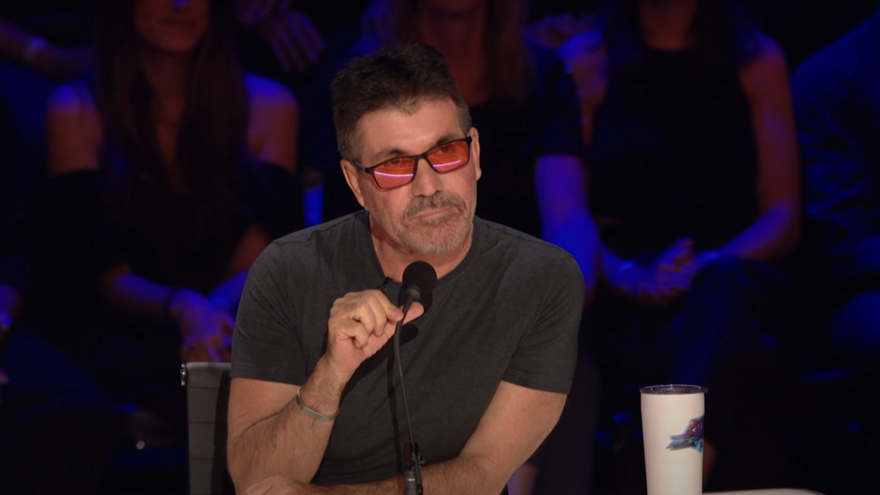 'This Is Bad Mentoring' Simon Cowell Had Blunt Words For Howie Mandel