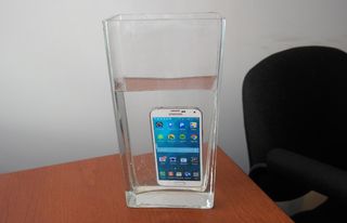 Samsung Galaxy S5 (Sprint) Water Resistance