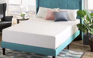 Zinus 12 Inch Green Tea Memory Foam Mattress