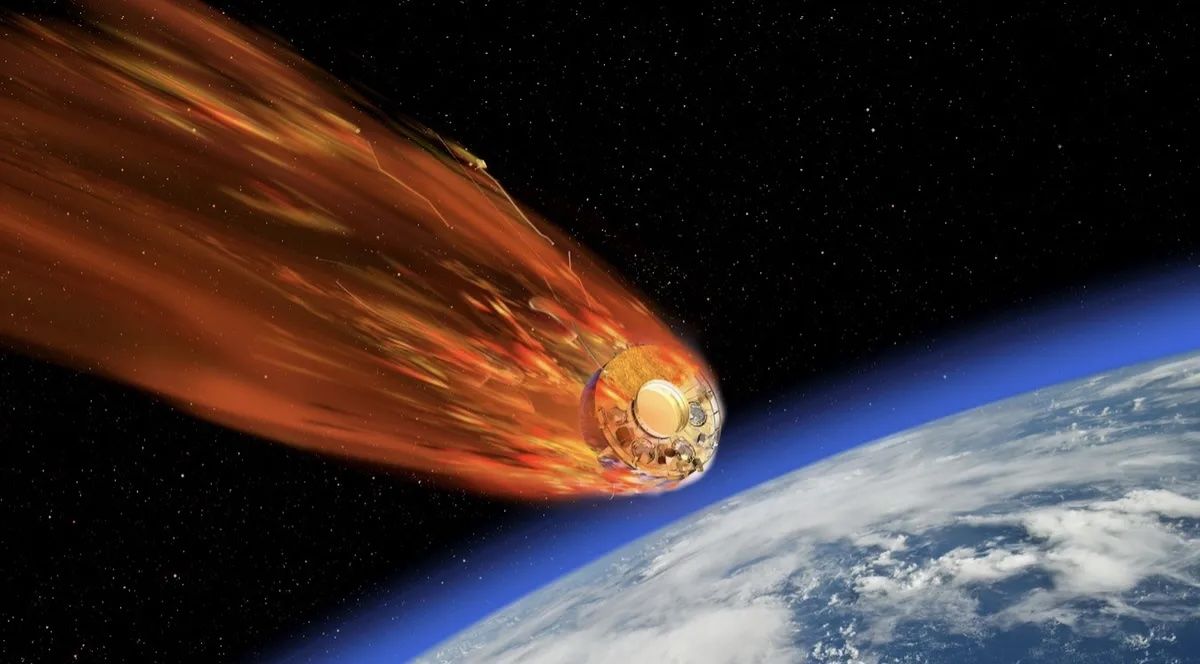 Doomed Soviet spacecraft tumbling toward Earth may already have its parachute out, new images hint