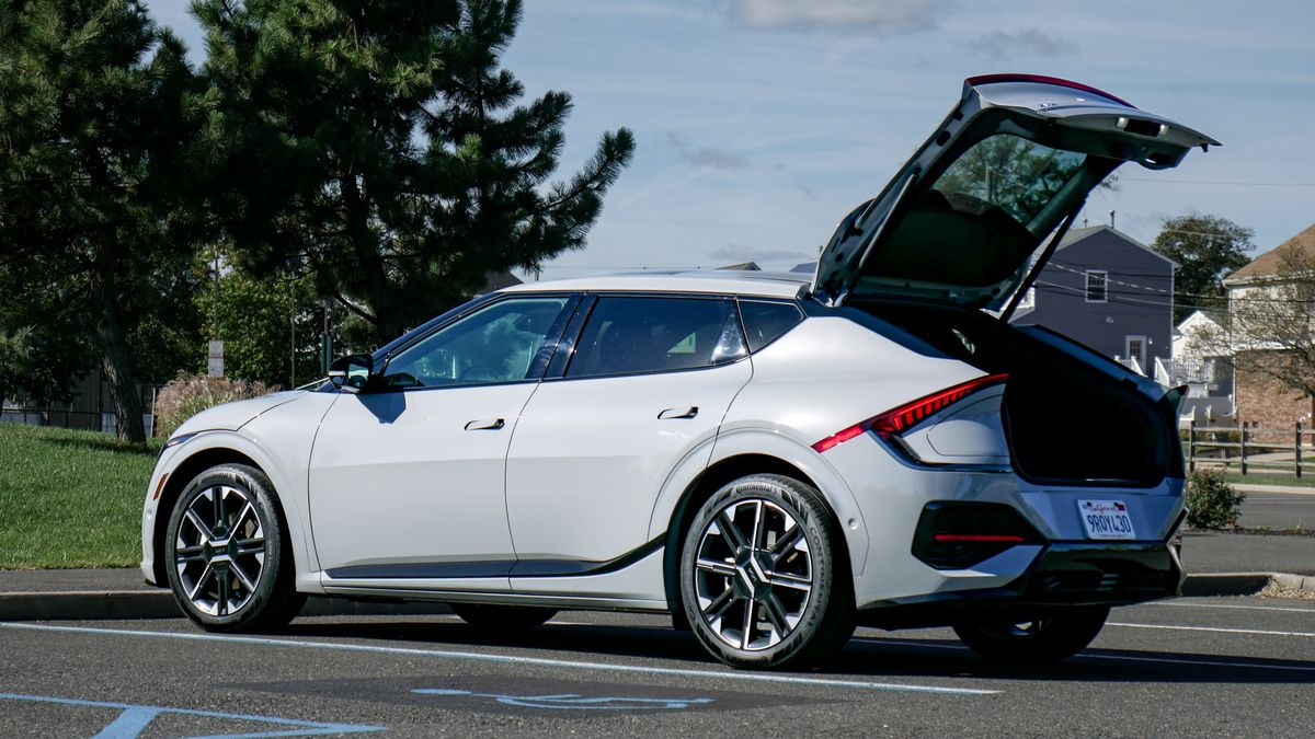 2025 Kia EV6 test drive.