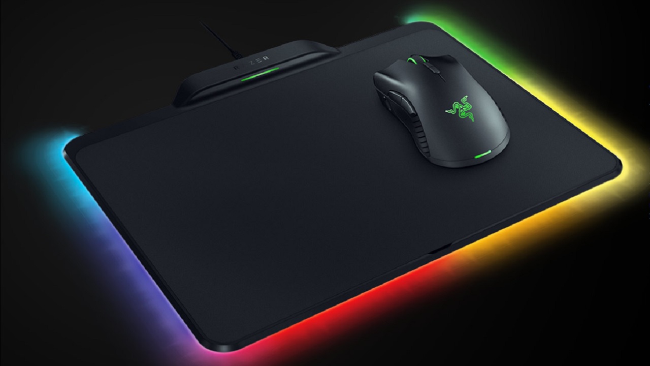 Razer Hyperflux Review A Mat Charged Mouse That S Light Precise