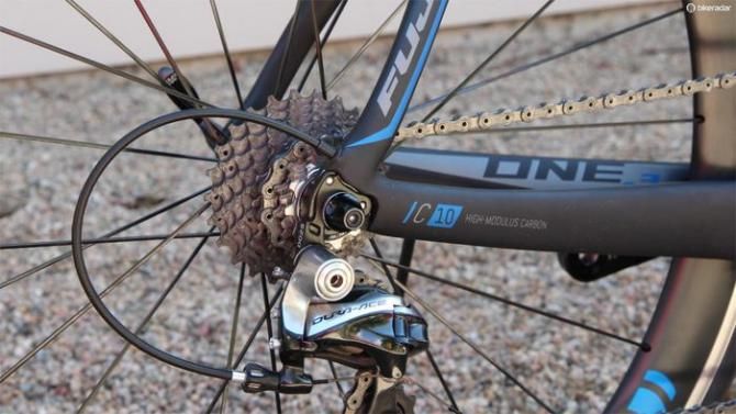 The internal routing is modern, ready for electronic or mechanical drivetrains