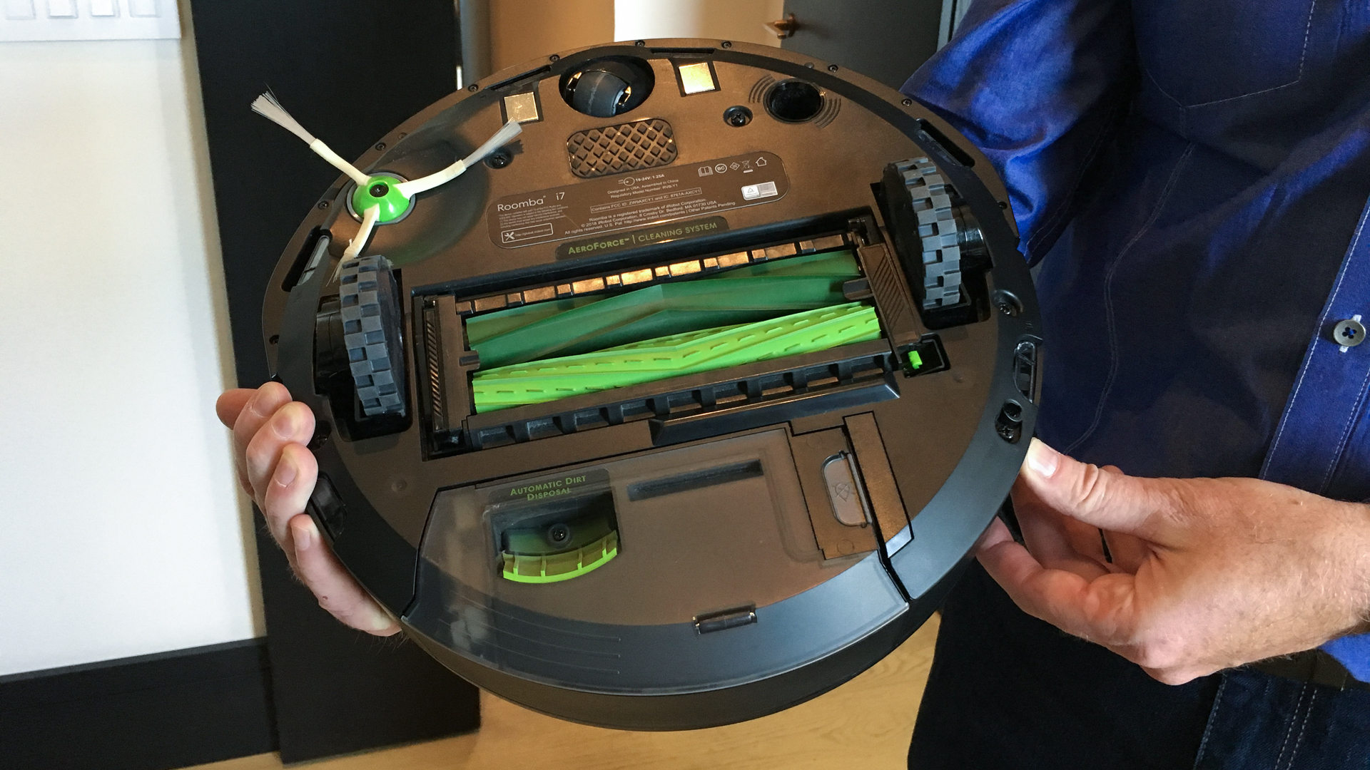 iRobot Roomba i7+ hands on review - Phoneweek