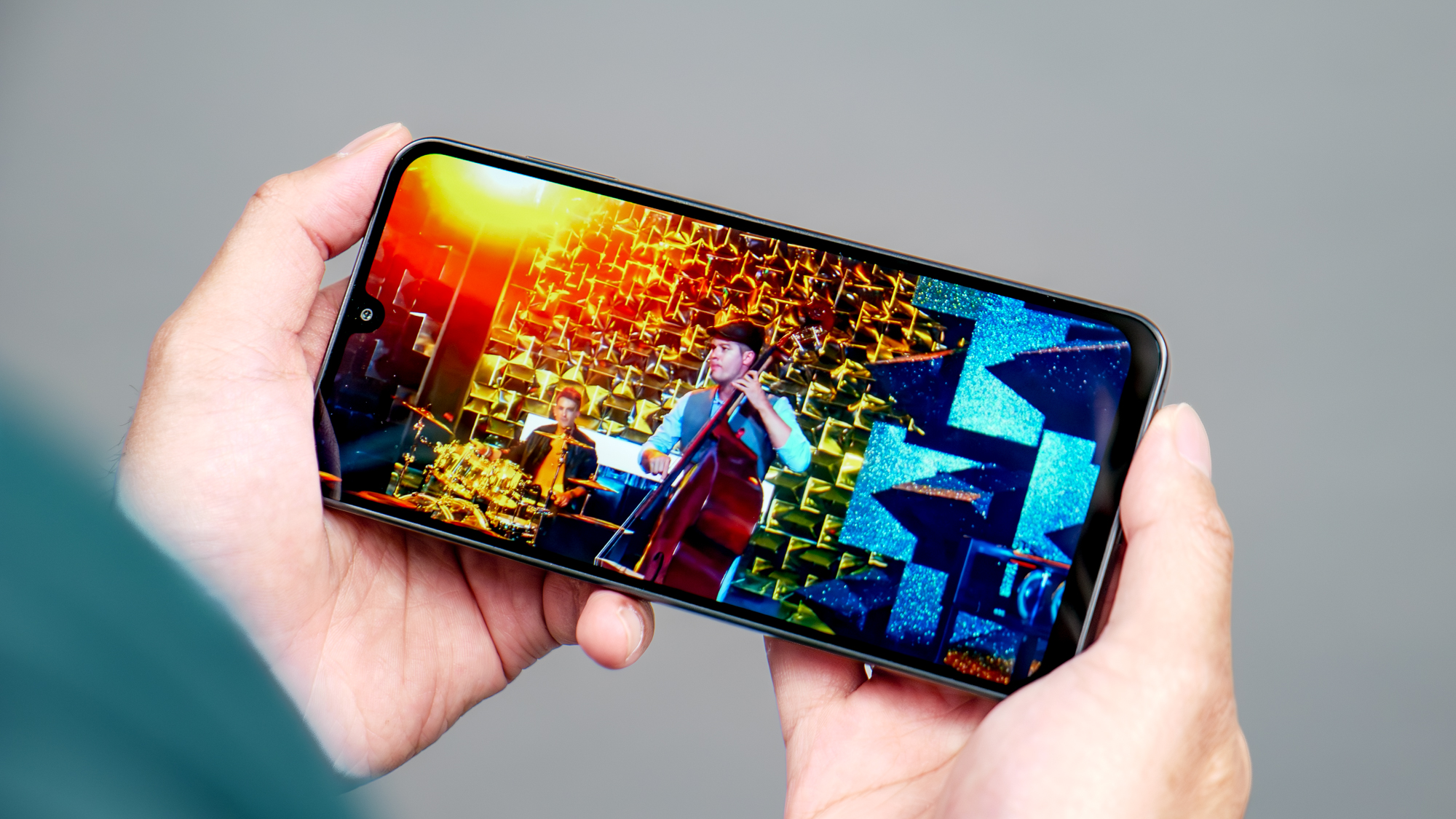 بررسی سامسونگ گلکسی A17.