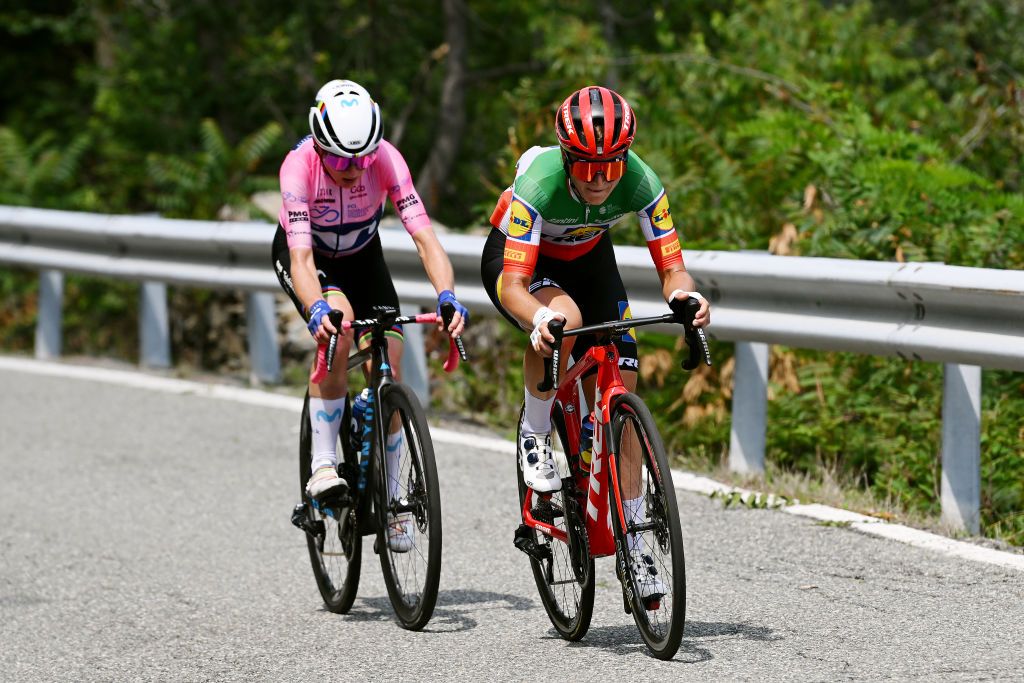 CERES ITALY JULY 04 LR Elisa Longo Borghini of Italy and Team Lidl Trek and Annemiek Van Vleuten of The Netherlands and Movistar Team Pink Leader Jersey compete in the chase group during the 34th Giro dItalia Donne 2023 Stage 5 a 1056km stage from Salassa to Ceres UCIWWT on July 04 2023 in Ceres Italy Photo by Dario BelingheriGetty Images