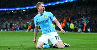 Kevin de Bruyne of Manchester City celebrates as he scores their first goal during the UEFA Champions League quarter final second leg match between Manchester City FC and Paris Saint-Germain at the Etihad Stadium on April 12, 2016 in Manchester, United Kingdom.