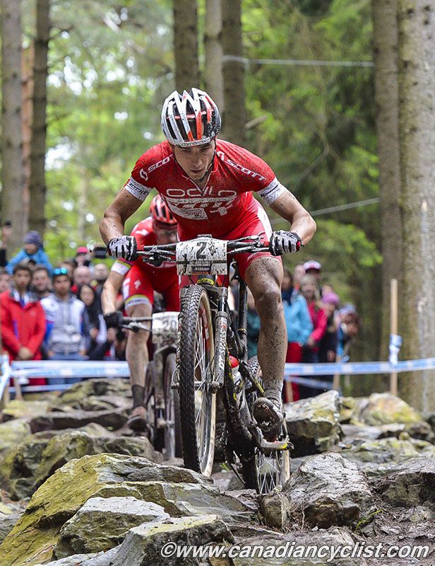 Nino Schurter (Scott-Odlo MTB Racing Team) leads Jaroslav Kulhavy (Specialized Racing)