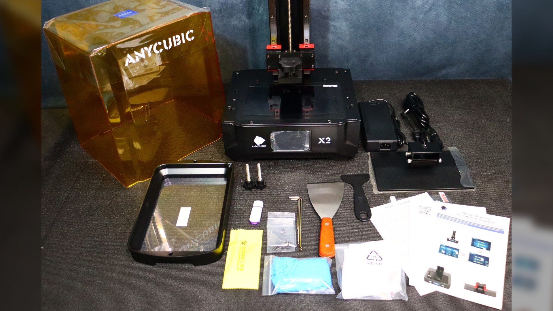 Everything in the box for the Anycubic Photon Mono X2.