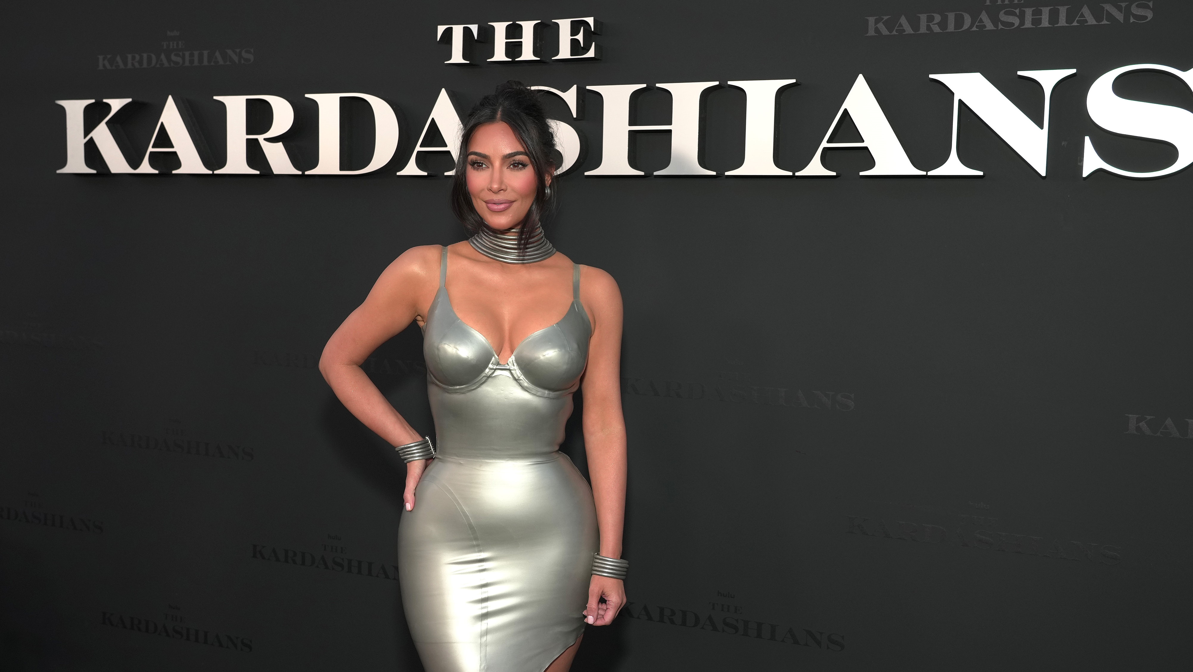 Kim Kardashian ameaça processar Roblox devido a jogo que alegava ter a sua  sex tape