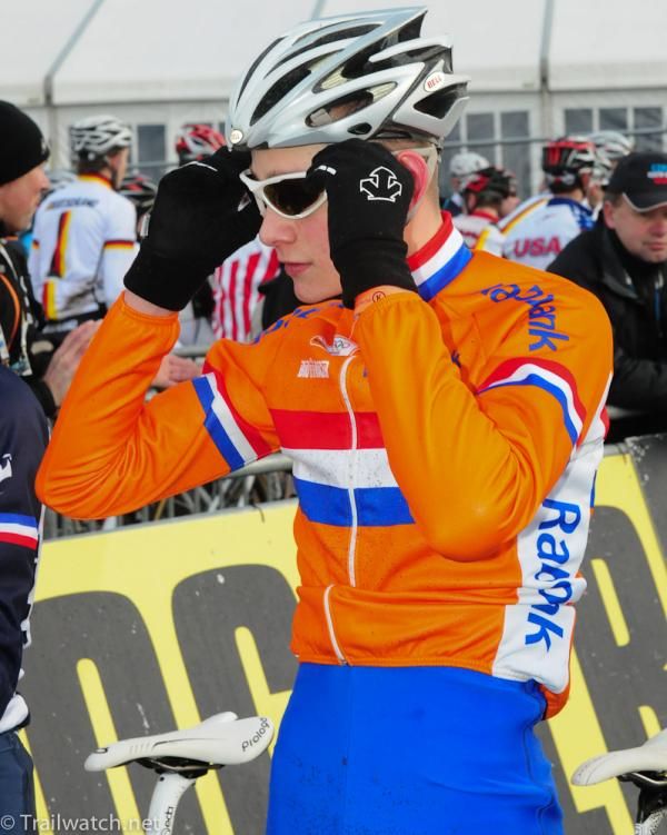 Mathieu Van Der Poel (Netherlands) was cool as a cucumber at the start