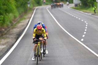 'They crashed just in front of me, it was pretty close' &ndash; Jonas Vingegaard says attacking Giro d'Italia stage 2 finale was 'safest' option after narrowly avoiding mass pile-up