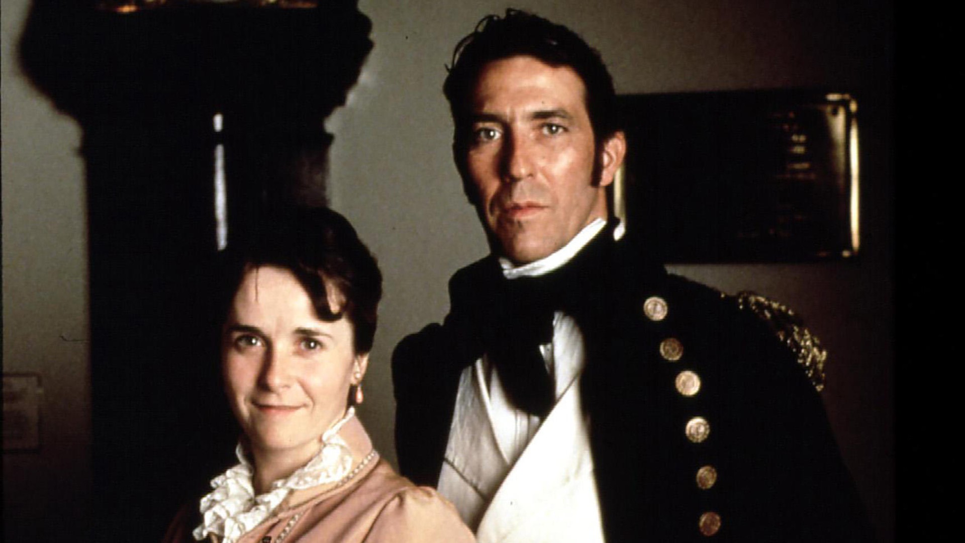 Anne Elliot (Amanda Root), kapitán Wentworth (Ciaran Hinds) v Persuasion 1995