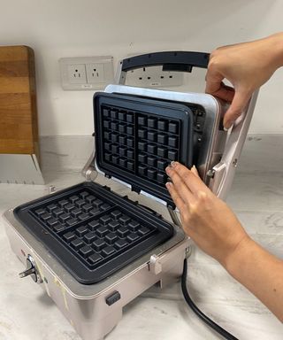 How do I clean a waffle maker? : r/CleaningTips