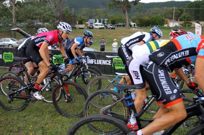 The elite men start the cross country