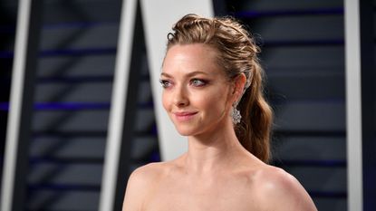 beverly hills, ca february 24 amanda seyfried attends the 2019 vanity fair oscar party hosted by radhika jones at wallis annenberg center for the performing arts on february 24, 2019 in beverly hills, california photo by dia dipasupilgetty images