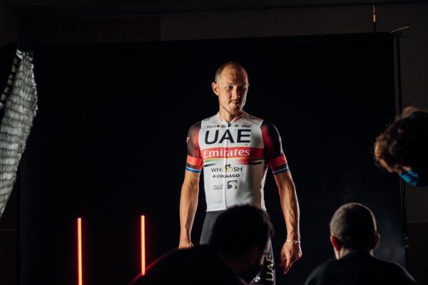 UAE Team Emirates 2021 kit