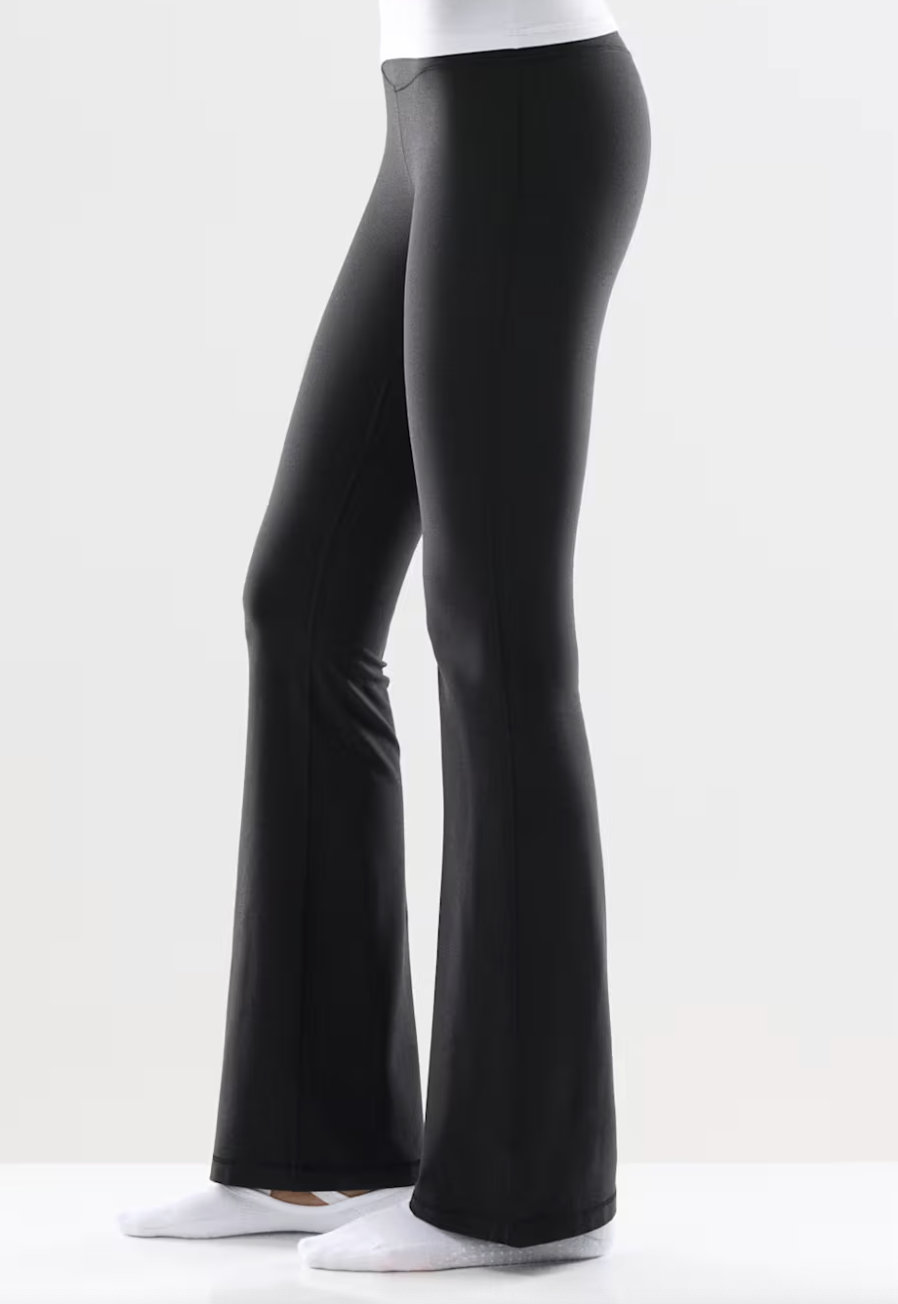 Aritzia, Cheeky Hi-Rise Flare 32&quot; Legging